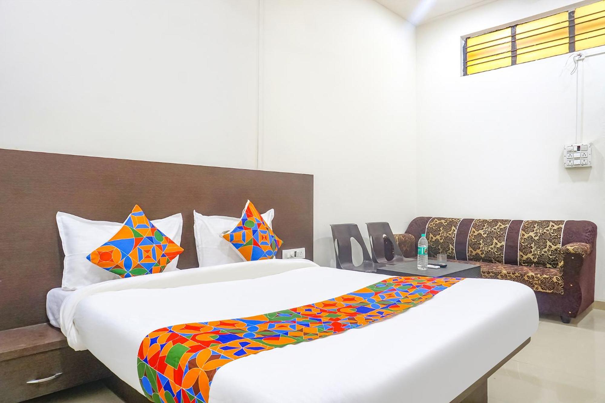 Fabhotel Om Sai - Nr Nashik Railway Station Zewnętrze zdjęcie
