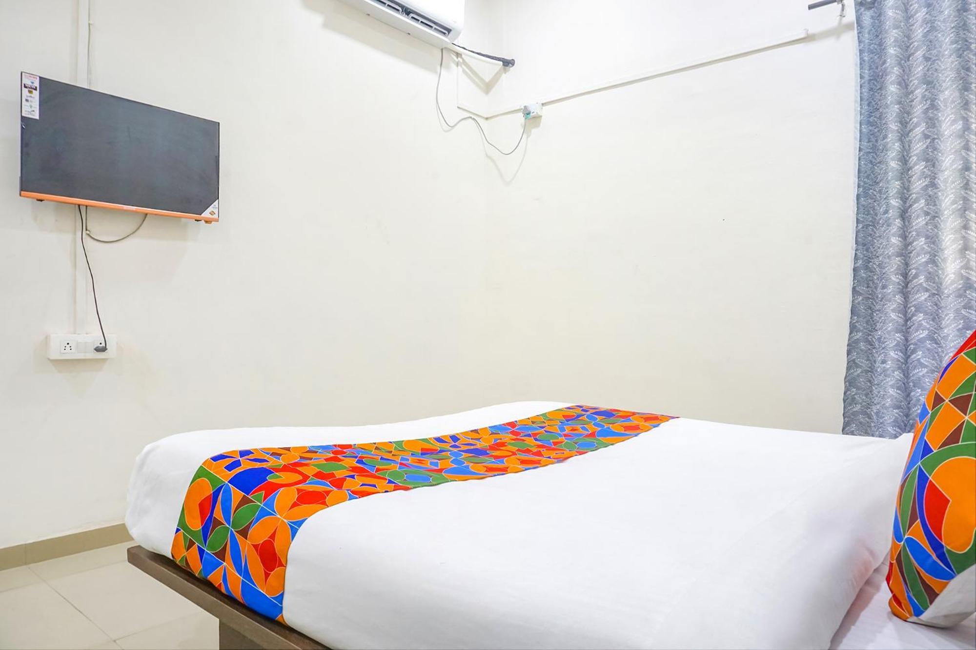 Fabhotel Om Sai - Nr Nashik Railway Station Zewnętrze zdjęcie